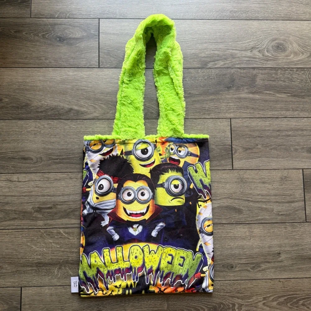 Reversible Minions Halloween Plush Tote Bag Fuzzy Lime Green Trick or Treat - Picture 11 of 15